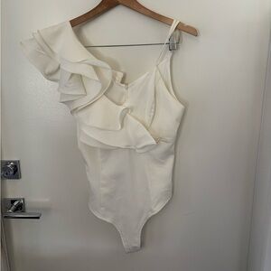 Elegant White Ruffled alpha &Omega bodysuit size medium